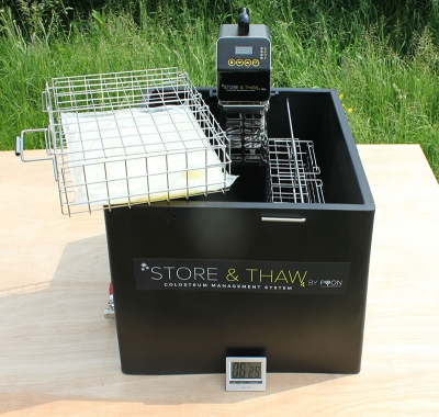 STORE & THAW colostrum management system 